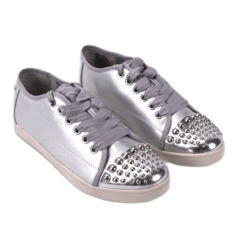 Simply Vera Wang Piper Womens Silver Metallic Lace Up Sneakers Steampunk NEW NIB